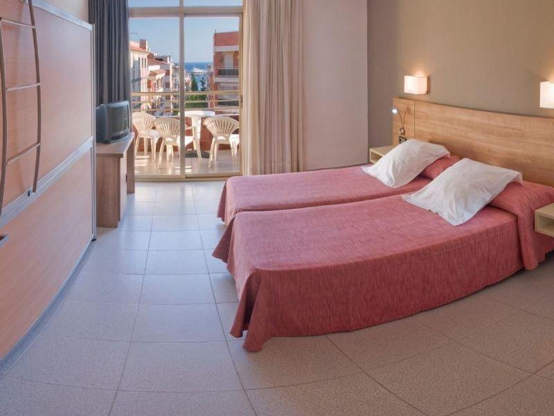 Port Eugeni Hotel Cambrils Buitenkant foto
